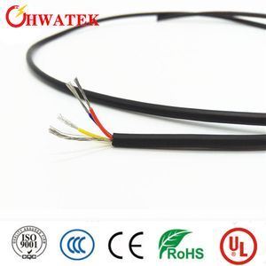 UL2517 5Cx10AWG+W geblokkeerde koperen industriële flexibele kabel met PVC-isolatie en jas voor 300V 105°C toepassingen